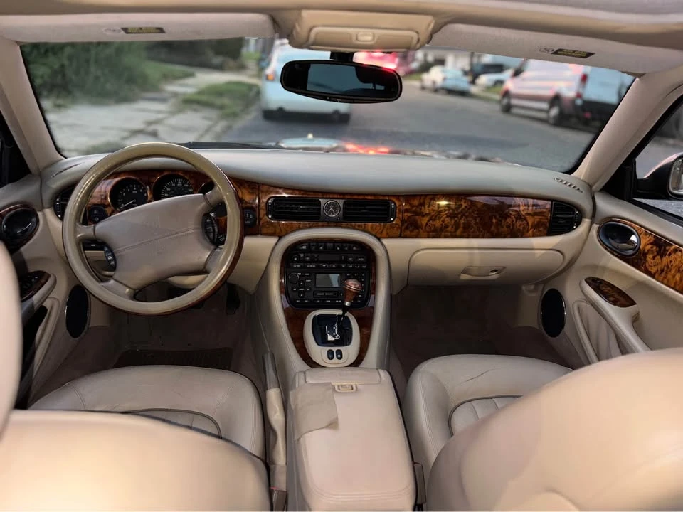 2003 Jaguar X308 XJ - Image 7 of 9