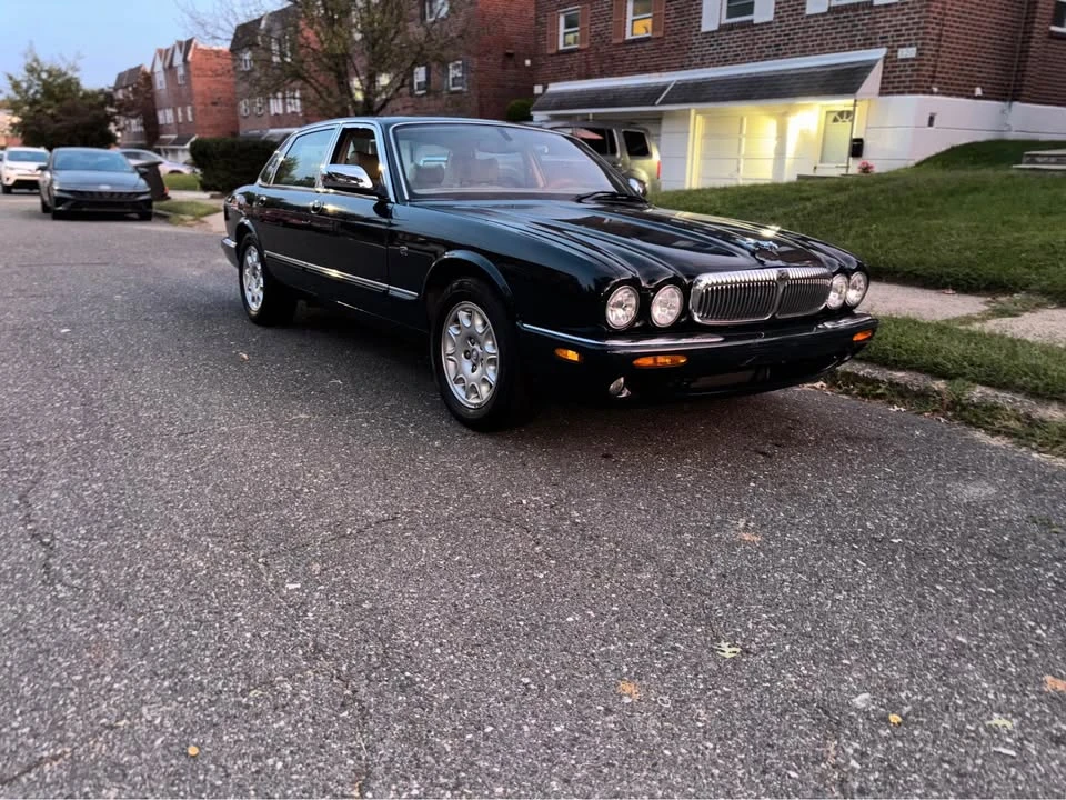 2003 Jaguar X308 XJ - Image 3 of 9