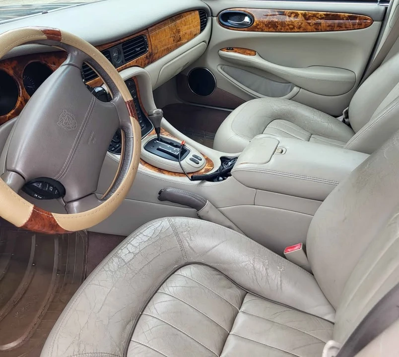 2003 Jaguar X308 XJ - Image 4 of 5