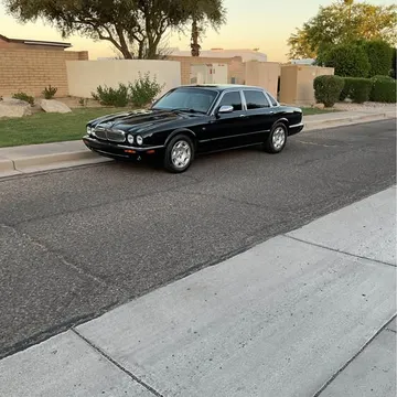 2003 Jaguar XJ XJ8 Sedan 4D