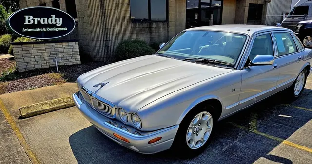 2003 Jaguar XJ XJ8 Sedan 4D