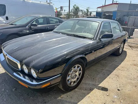 2003 Jaguar XJ XJ8 Sedan 4D