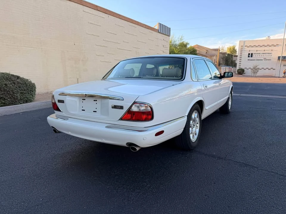 2003 Jaguar X308 XJ - Image 4 of 12