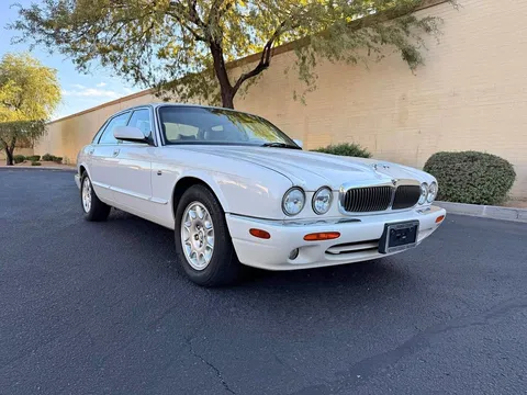 2003 Jaguar XJ XJ8 Sedan 4D