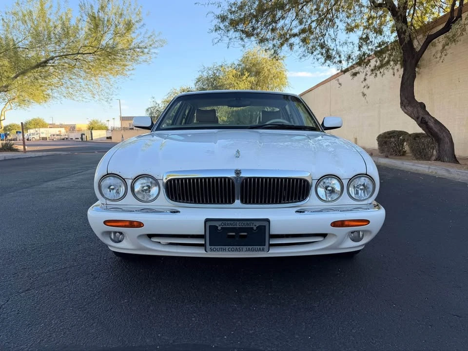 2003 Jaguar X308 XJ - Image 3 of 12