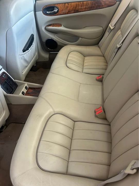 2003 Jaguar X308 XJ - Image 8 of 11