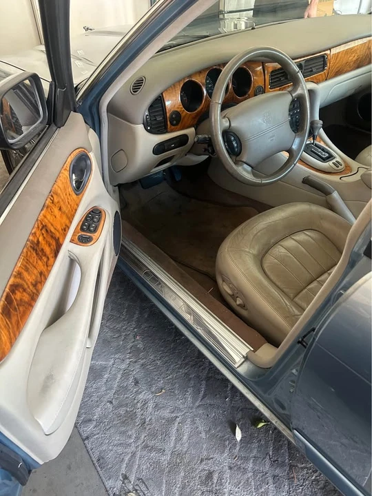 2003 Jaguar X308 XJ - Image 5 of 11