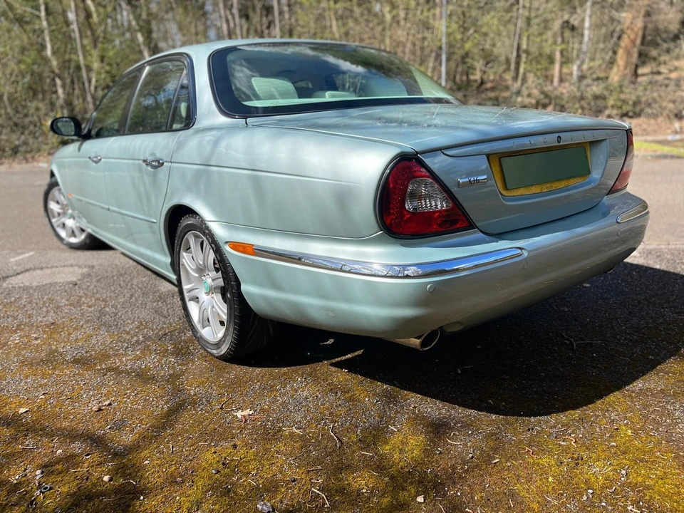 2003 Jaguar X308 XJ - Image 7 of 15