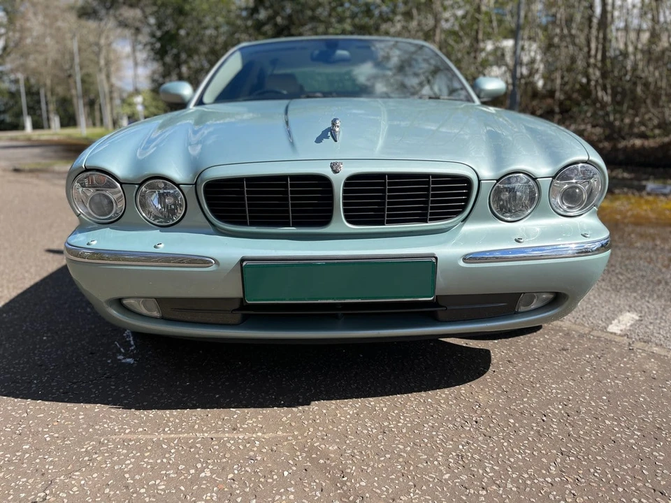 2003 Jaguar X308 XJ - Image 8 of 15