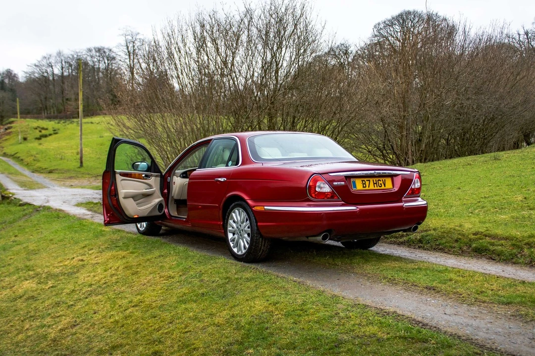 2003 Jaguar X308 XJ - Image 14 of 30