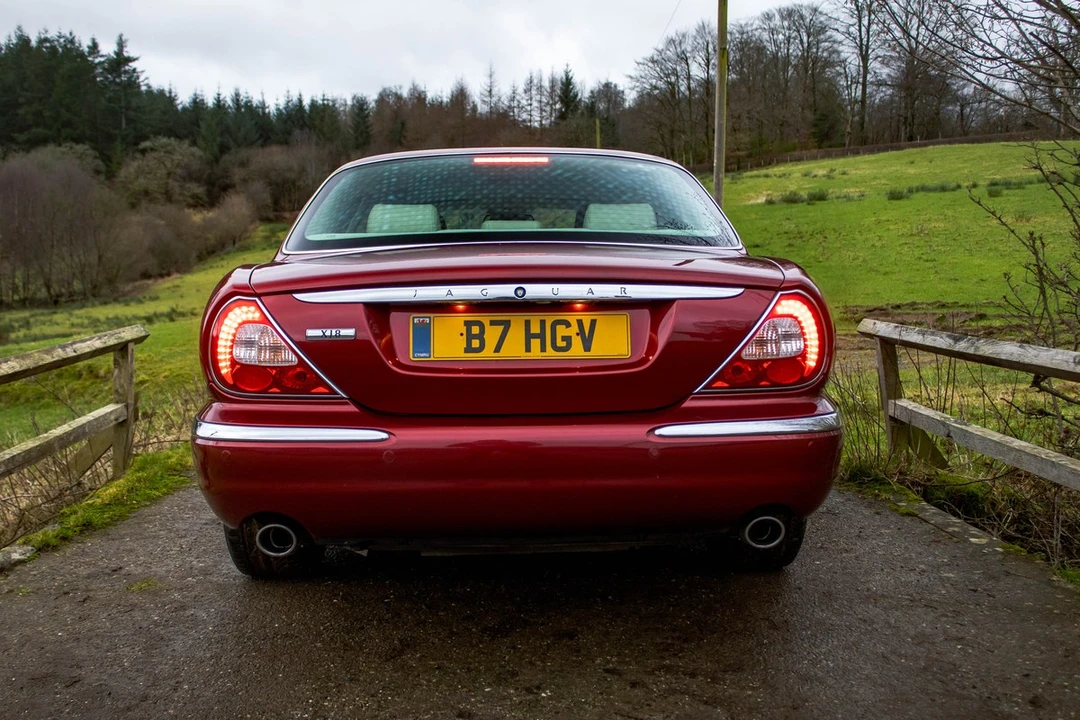 2003 Jaguar X308 XJ - Image 9 of 30