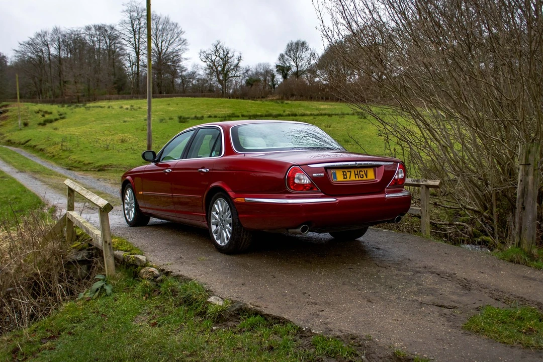 2003 Jaguar X308 XJ - Image 7 of 30