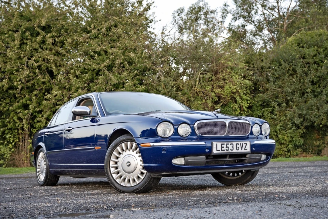 2003 Jaguar X308 XJ - Image 9 of 30