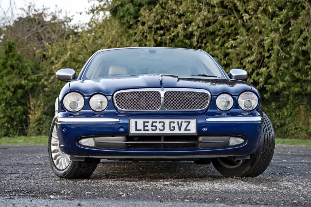 2003 Jaguar X308 XJ - Image 11 of 30