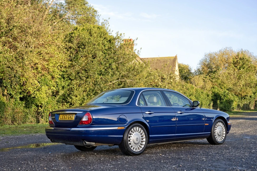 2003 Jaguar X308 XJ - Image 5 of 30