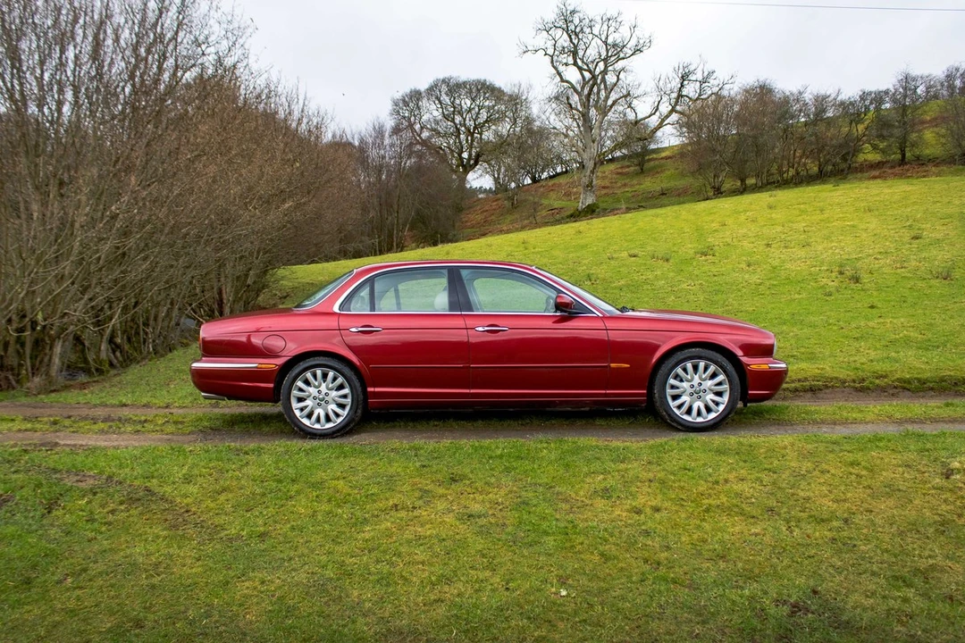 2003 Jaguar X308 XJ - Image 12 of 30