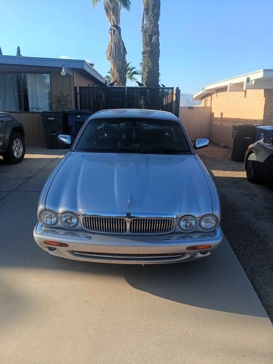 2003 Jaguar X308 XJ - Image 2 of 8