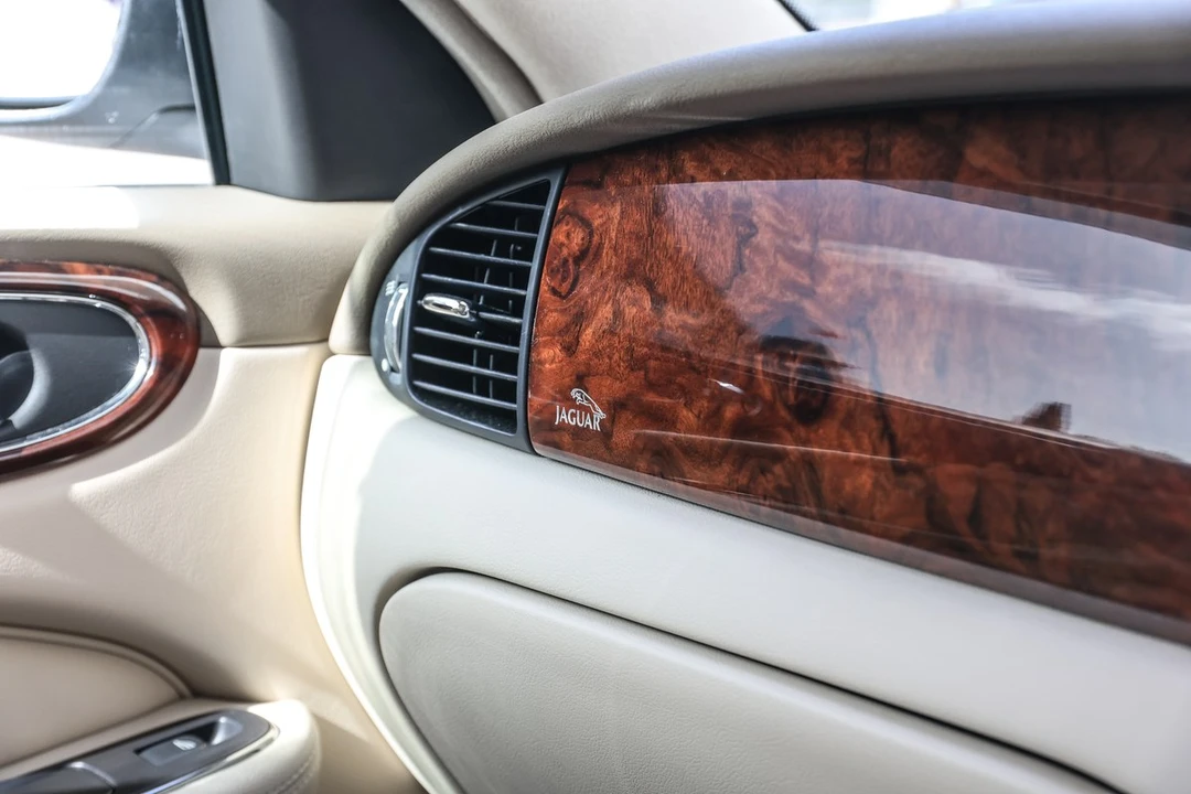 2003 Jaguar X308 XJ - Image 22 of 30