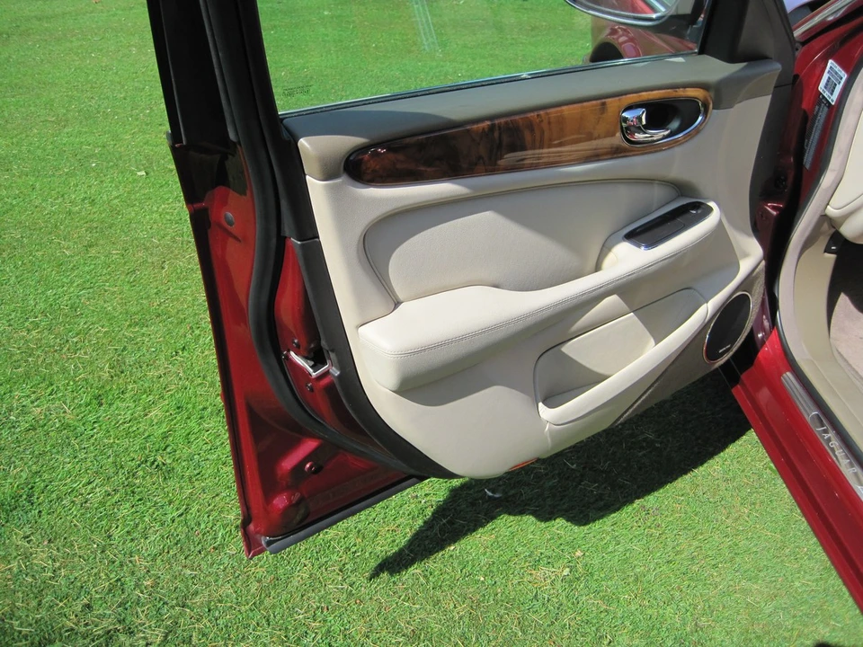 2003 Jaguar X308 XJ - Image 27 of 30