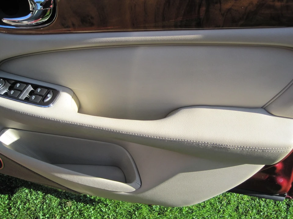 2003 Jaguar X308 XJ - Image 30 of 30