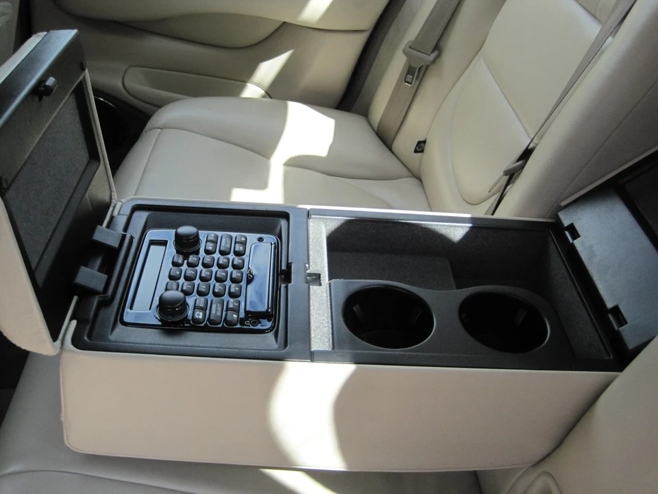 2003 Jaguar X308 XJ - Image 21 of 30