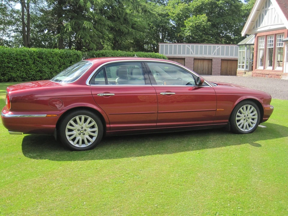 2003 Jaguar X308 XJ - Image 4 of 30