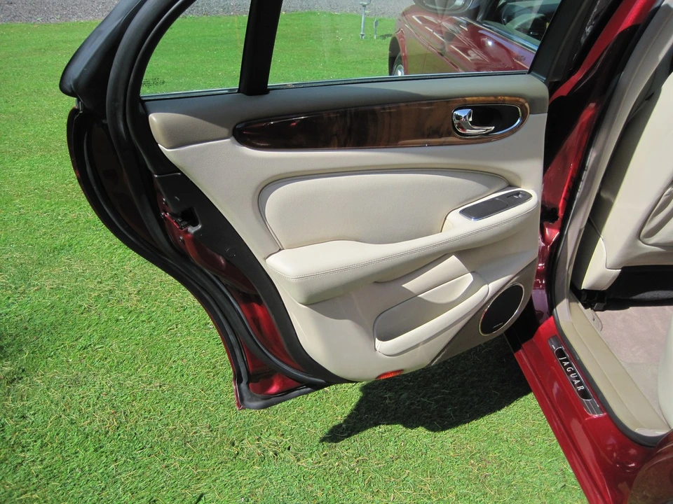 2003 Jaguar X308 XJ - Image 24 of 30