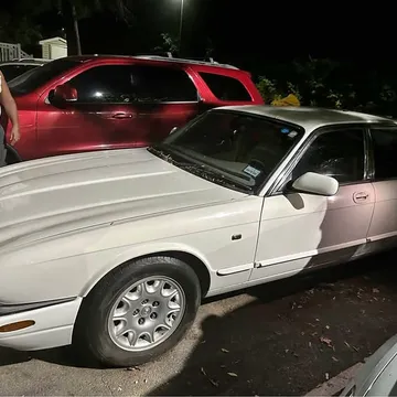 2003 Jaguar XJ8 Chrome