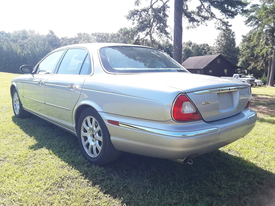 2003 Jaguar X308 XJ - Image 9 of 11