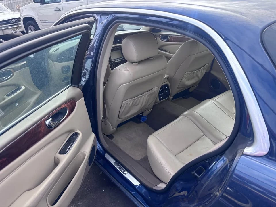 2003 Jaguar X308 XJ - Image 5 of 6