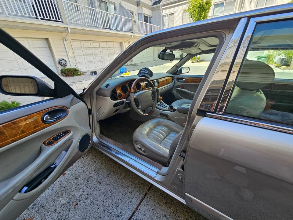 2003 Jaguar X308 XJ - Image 5 of 9