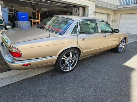 2003 Jaguar XJ8