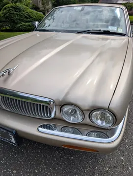 2003 Jaguar XJ8