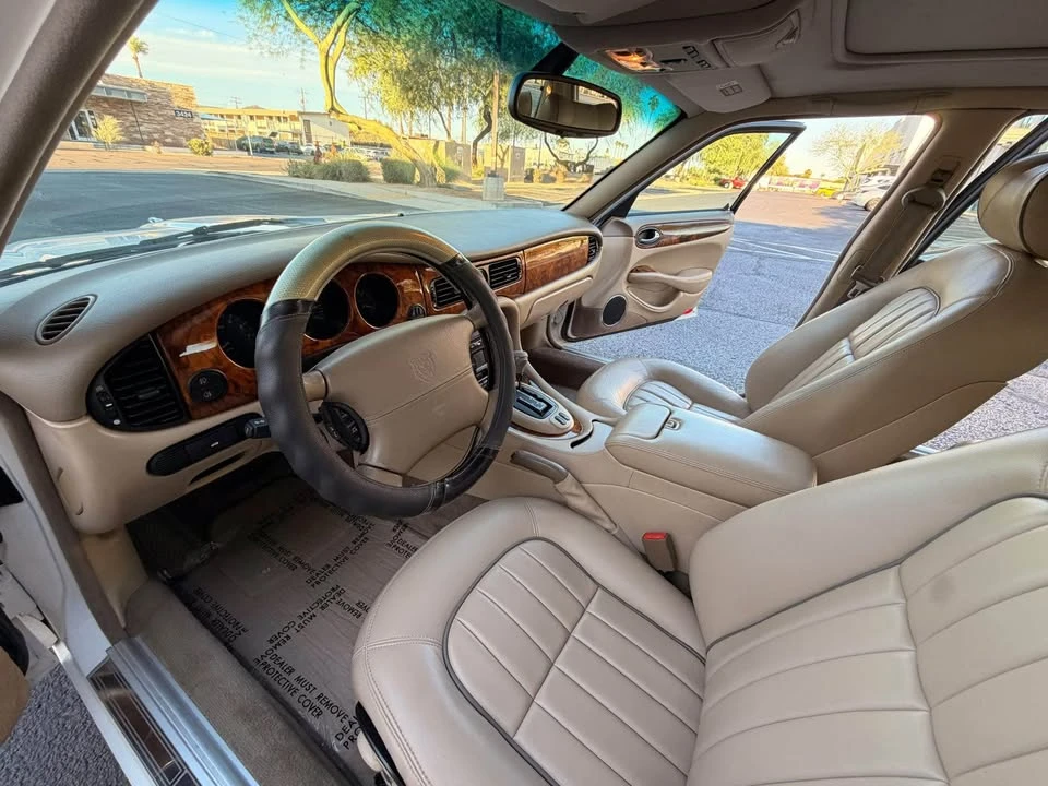 2003 Jaguar X308 XJ - Image 7 of 12