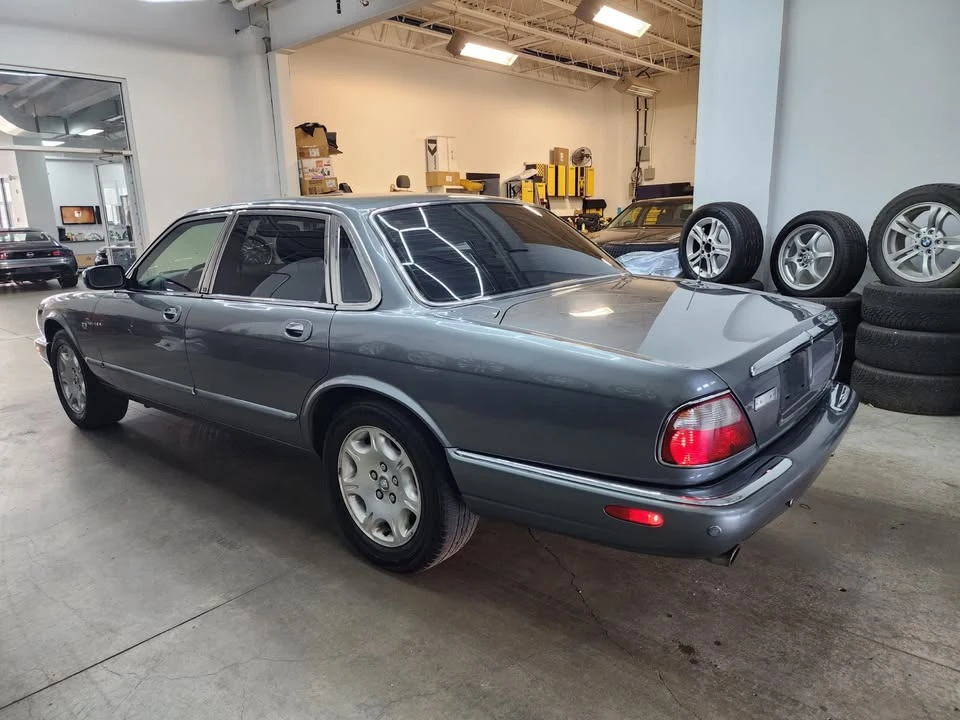 2003 Jaguar X308 XJ - Image 4 of 15