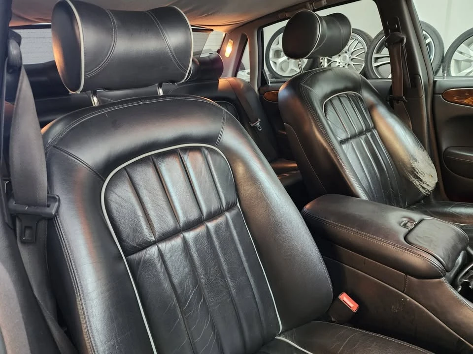 2003 Jaguar X308 XJ - Image 6 of 15