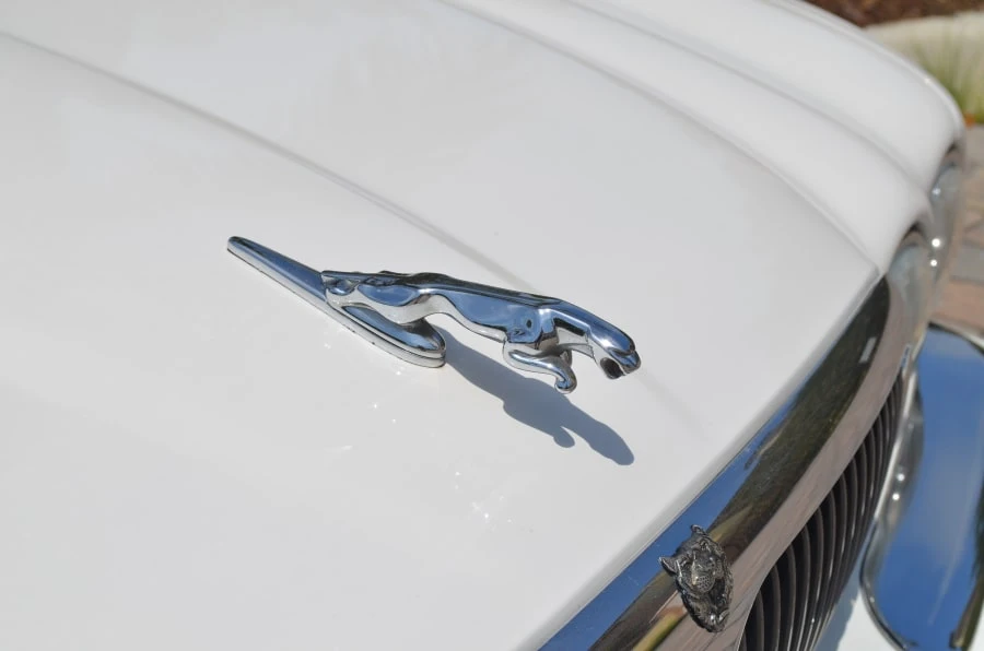 2003 Jaguar X308 XJ - Image 9 of 12