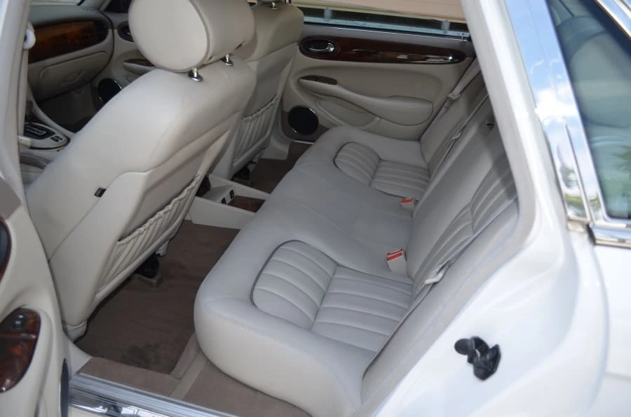 2003 Jaguar X308 XJ - Image 7 of 12