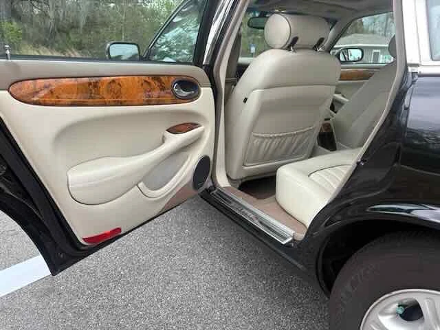 2003 Jaguar X308 XJ - Image 12 of 20