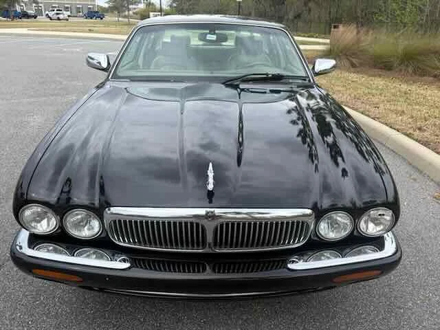 2003 Jaguar X308 XJ - Image 2 of 20