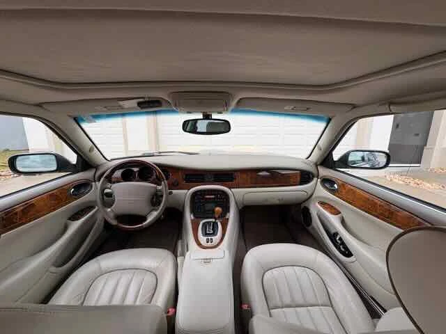 2003 Jaguar X308 XJ - Image 7 of 20