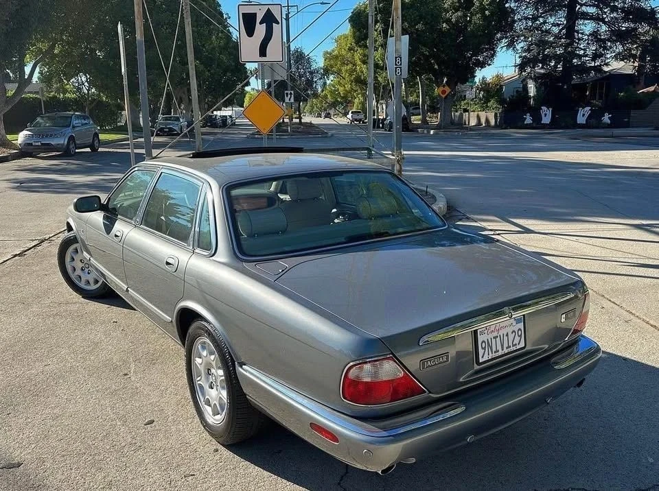 2003 Jaguar X308 XJ - Image 5 of 11