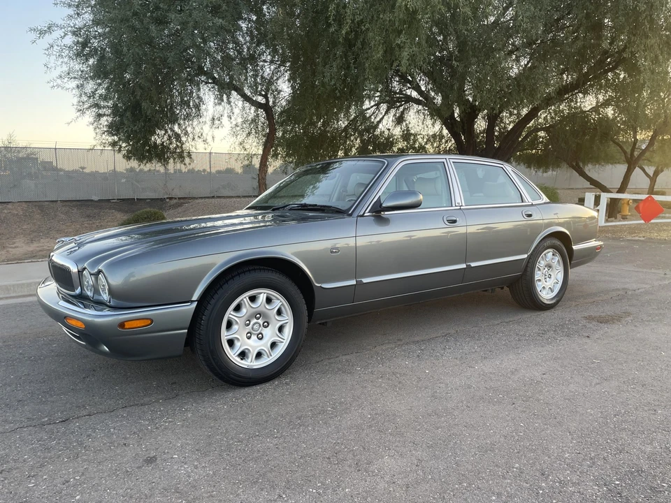 2003 Jaguar X308 XJ - Image 15 of 31