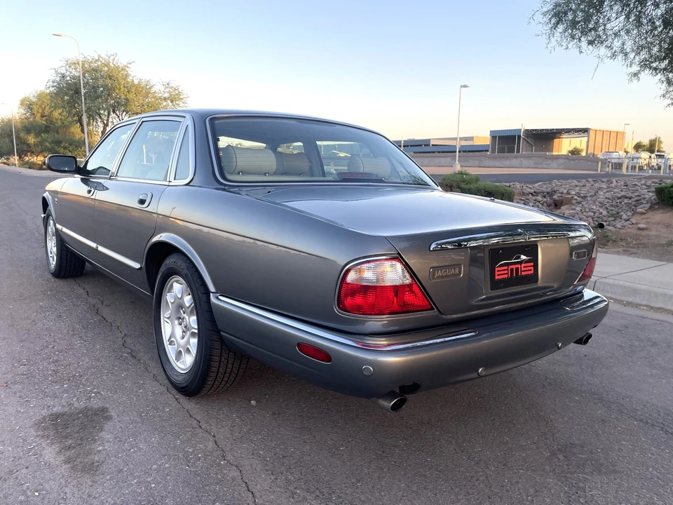 2003 Jaguar X308 XJ - Image 31 of 31