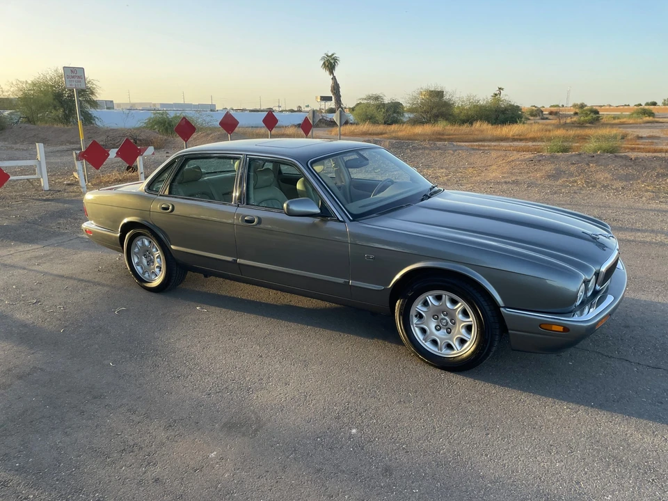 2003 Jaguar X308 XJ - Image 7 of 31