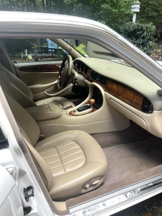 2003 Jaguar X308 XJ - Image 17 of 31