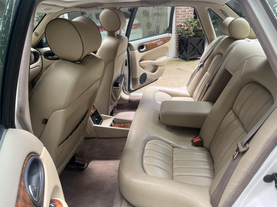2003 Jaguar X308 XJ - Image 26 of 31