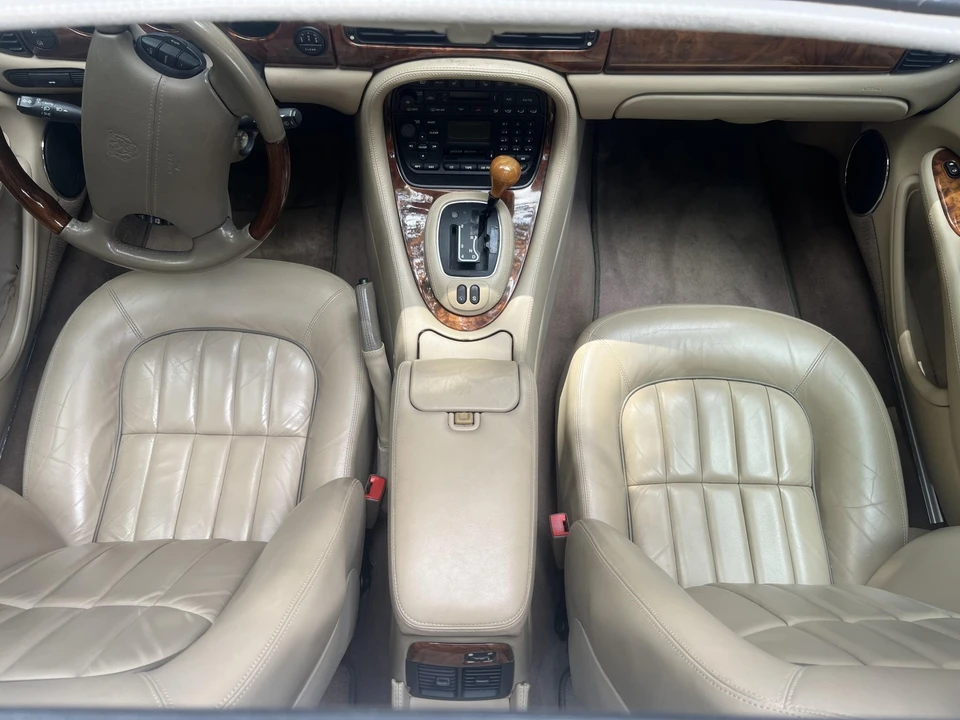 2003 Jaguar X308 XJ - Image 22 of 31