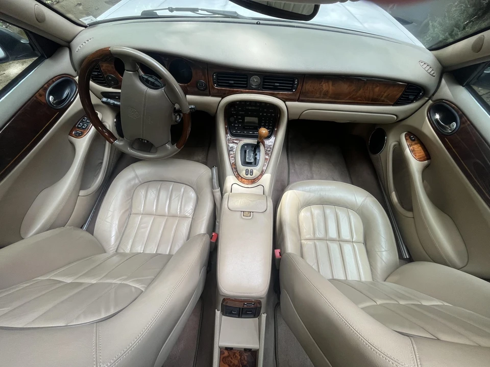 2003 Jaguar X308 XJ - Image 21 of 31