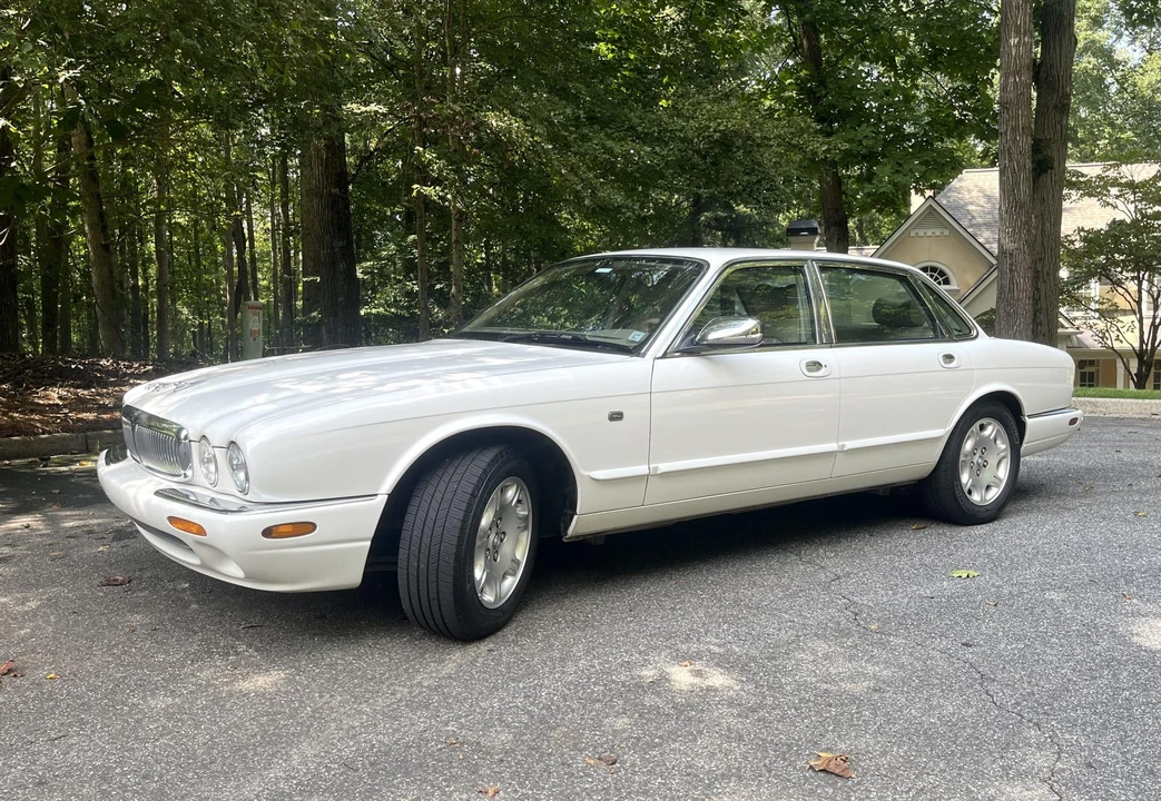 2003 Jaguar X308 XJ - Image 3 of 31